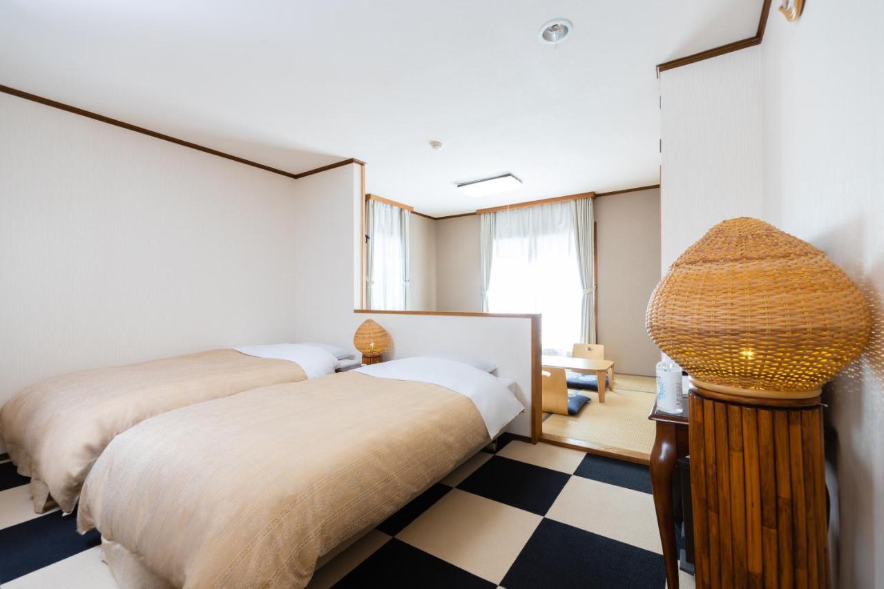 Villa Rengatei Hakuba Exterior photo